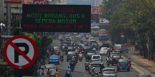 Kadishub sebut selama 3 in 1 kemacetan di Jakarta tak terurai