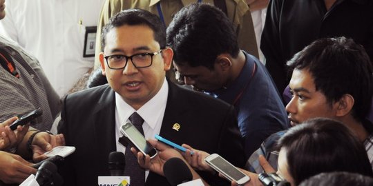 Elektabilitas Ahok tinggi, Fadli Zon ingatkan korupsi Sumber Waras