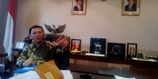 Ahok: Jam tangan dan mobil Sanusi miliaran semua