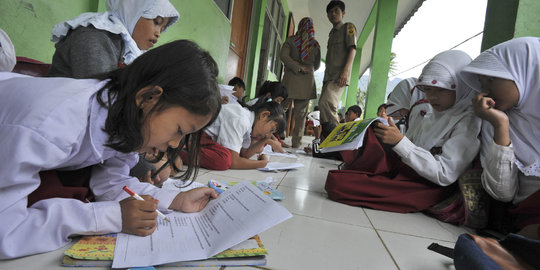 Jelang UN, pelajar SMA di Mataram gelar istighosah