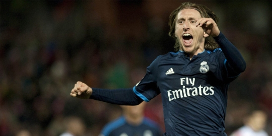 Deco: Modric layak main di Barcelona
