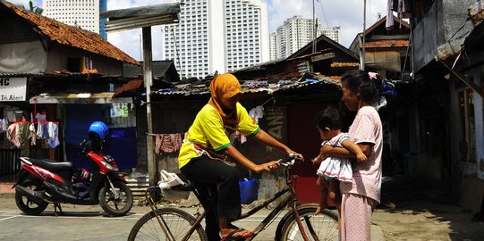 Rakyat, penduduk dan warga negara, apa sih bedanya?