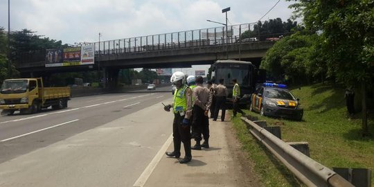 Dikawal polisi, 2.550 Viking Karawang berangkat menuju Jakarta