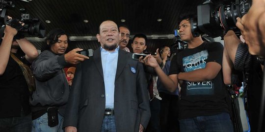 Ini kata Jokowi soal kaburnya La Nyalla dan nasib PSSI