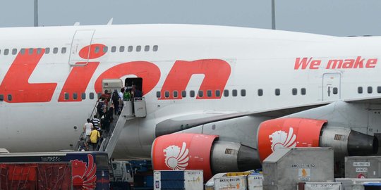 Penumpang Lion Air rute Jambi-Jakarta bercanda bawa bom