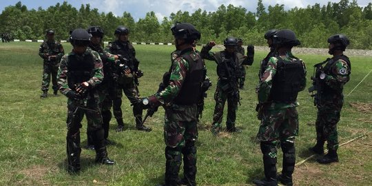 Gabungan pasukan elite TNI latihan pembebasan sandera di Tarakan