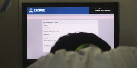 Karut marut sistem UN online di hari pertama