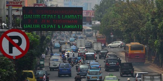 3 in 1 dihapus, Ahok sebut banyak warga bawa mobil sendiri-sendiri