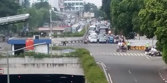 Uji coba hapus 3 in 1, Jalan Antasari-Patung Pemuda padat merayap