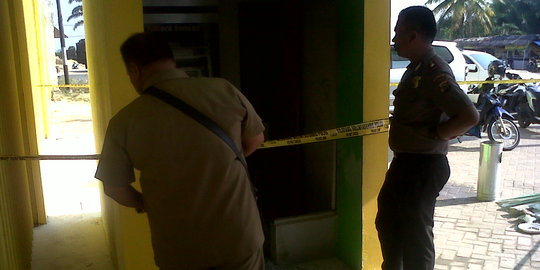 Polisi ringkus 7 pembobol mesin ATM di Pekanbaru