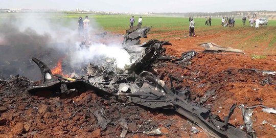 Hancur lebur jet SU-22 milik Suriah ditembak jatuh Front Al-Nusra