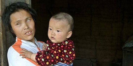 china jual empat anaknya demi bertahan hidup rev2