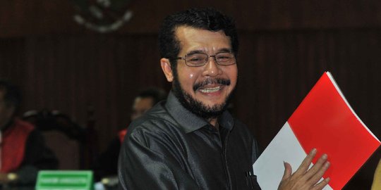 Anwar Usman ucapkan sumpah hakim Konstitusi di depan Presiden Jokowi