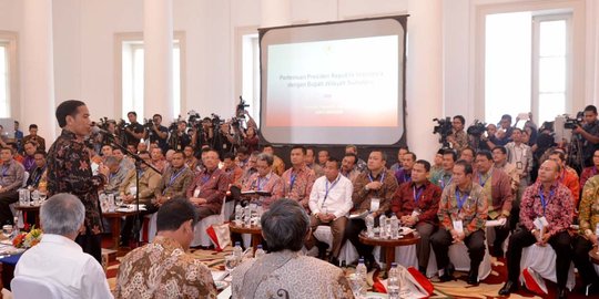 Jokowi minta kepala daerah bantu turunkan inflasi hingga 3 persen