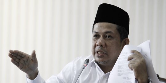 Fahri Hamzah curhat di Twitter, dikeluarkan dari grup WhatsApp PKS