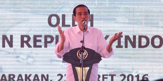 Jokowi: Jangan mentang-mentang Bupati baru, mobilnya baru juga