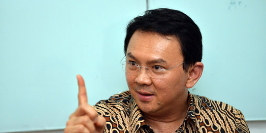 Ada praktik suap, Ahok tetap ngotot proyek reklamasi harus lanjut