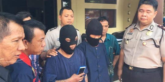 Dua begal motor tersungkur ke parit usai ditabrak korbannya