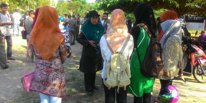 Ratusan warga Banda Aceh kena razia pakaian  ketat  dan 