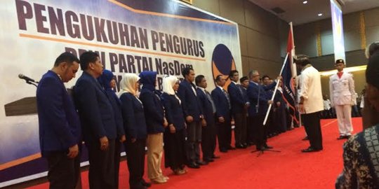 Surya Paloh lantik 23 pengurus DPW Partai NasDem Sumbar