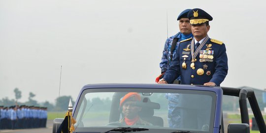Kasau Agus Supriatna pimpin upacara HUT ke-70 TNI AU