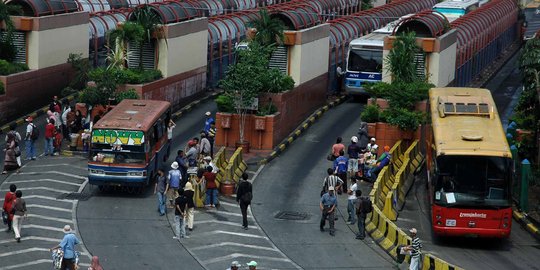 Tak ikuti perintah Jonan, tarif angkot di daerah ini tak turun