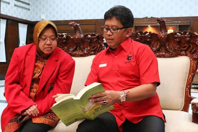 sekjen pdip bertemu tri rismaharini