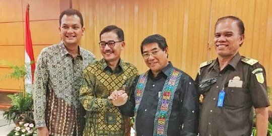 Jokowi kesal urus sertifikat tanah mahal, ini jawaban Menteri Ferry