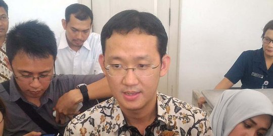 Pengakuan blak-blakan <b>Sunny Tanuwidjaja</b> jadi &#39;makelar&#39; Ahok | merdeka.com - pengakuan-blak-blakan-sunny-tanuwidjaja-jadi-makelar-ahok