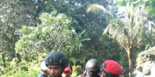 tak boleh bunuh rakyat sendiri rev1