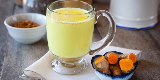 Minum jamu, cara alami sembuhkan depresi