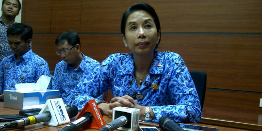 Menteri Rini ingin Antam beli divestasi saham Newmont