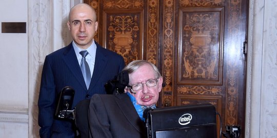 Stephen Hawking & pria Rusia siapkan Rp 1,3 Triliun buat cari alien