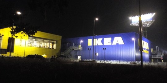 Lagi, toko furniture IKEA Alam Sutra diancam bom