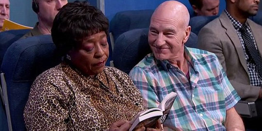 10 tipe penumpang paling menjengkelkan di kendaraan umum