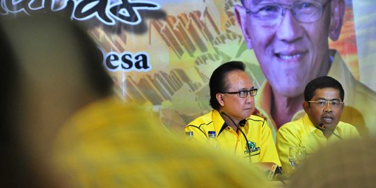 Jadi ketum Golkar tak cukup modal sosial tapi finansial