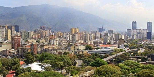 Ingin hemat listrik, Venezuela majukan waktu sentral 30 menit