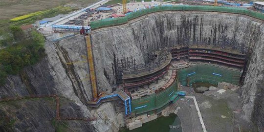 Luar biasa, hotel ini tersembunyi di bawah tanah