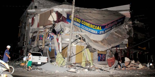Korban tewas gempa Ekuador bertambah jadi 262 orang
