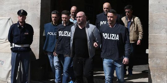 Bos Mafia Italia Diringkus Oleh Pria Pengantar Pizza Merdeka Com