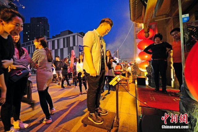 restoran di tianjin china tawarkan makan gratis bagi orang gemuk