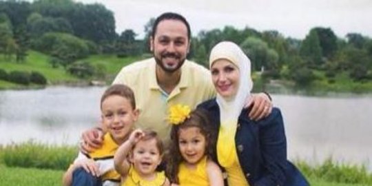 airlines usir keluarga muslim masuk pesawat rev1