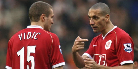 Vidic: bek muda MU harus dapat contoh dari senior