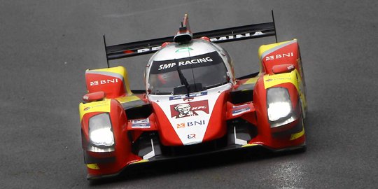 Jagonya Ayam gemilang di Silverstone