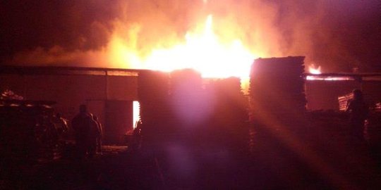 Api yang bakar pabrik Jokowi di Sragen diduga berasal dari blower
