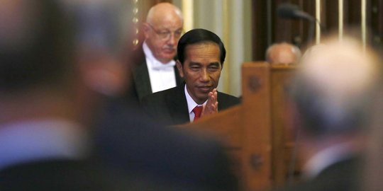 Sejak 2015, Jokowi klaim bangun 27 pelabuhan & 68 tengah dikerjakan