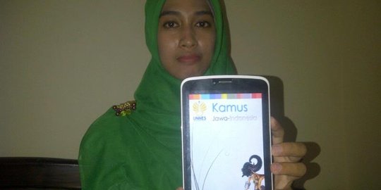 Mahasiswi Unnes ini bikin kamus online bahas jawa berbasis android