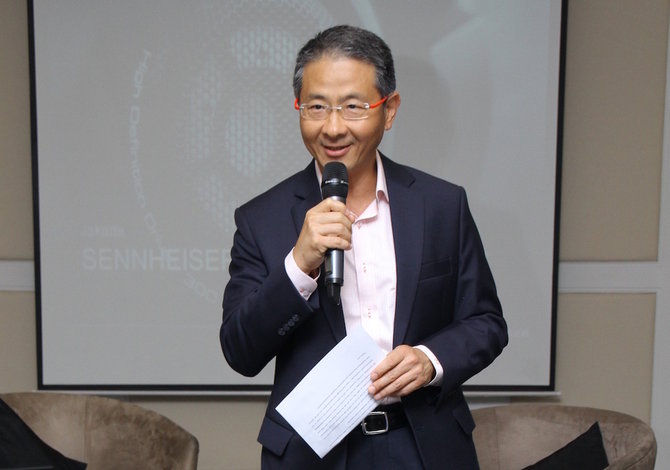 mr ng chee soon president amp managing director sennheiser asia membuka acara sennheiser sound forum