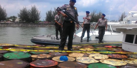 Kapal berisi 28 ton solar selundupan ditangkap di perairan Aceh