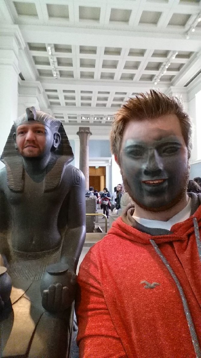 foto hasil face swap